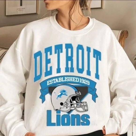 Other - Detroit Football 1929 Sweatshirt Lions Football Shirt retro tee